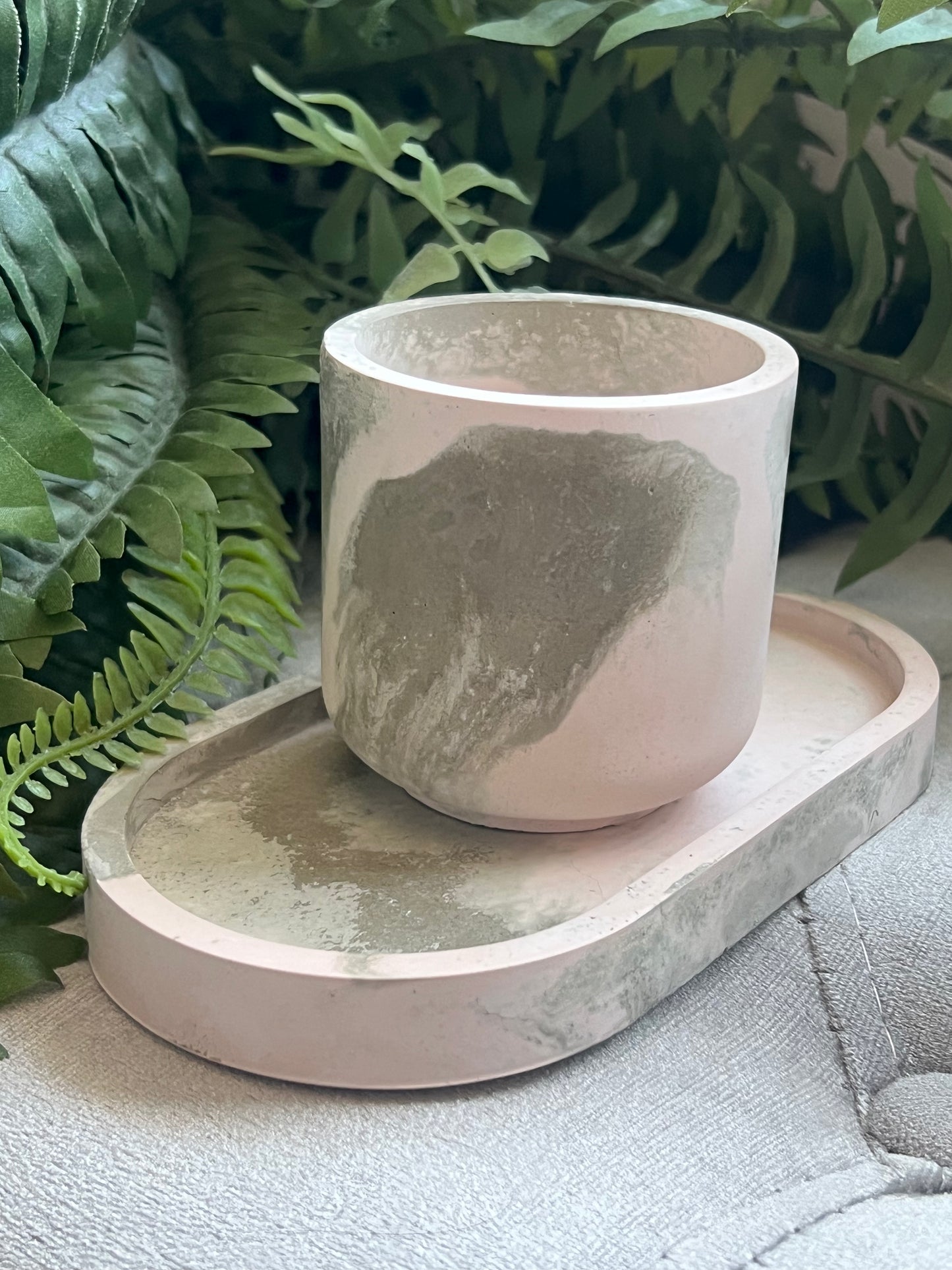 ANACAONA CANDLE VESSEL