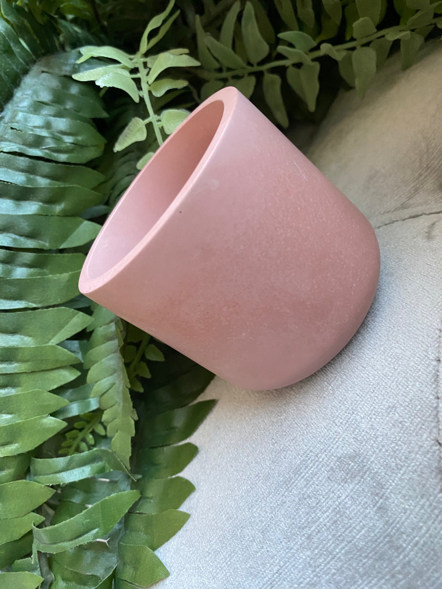 ANACAONA CANDLE VESSEL