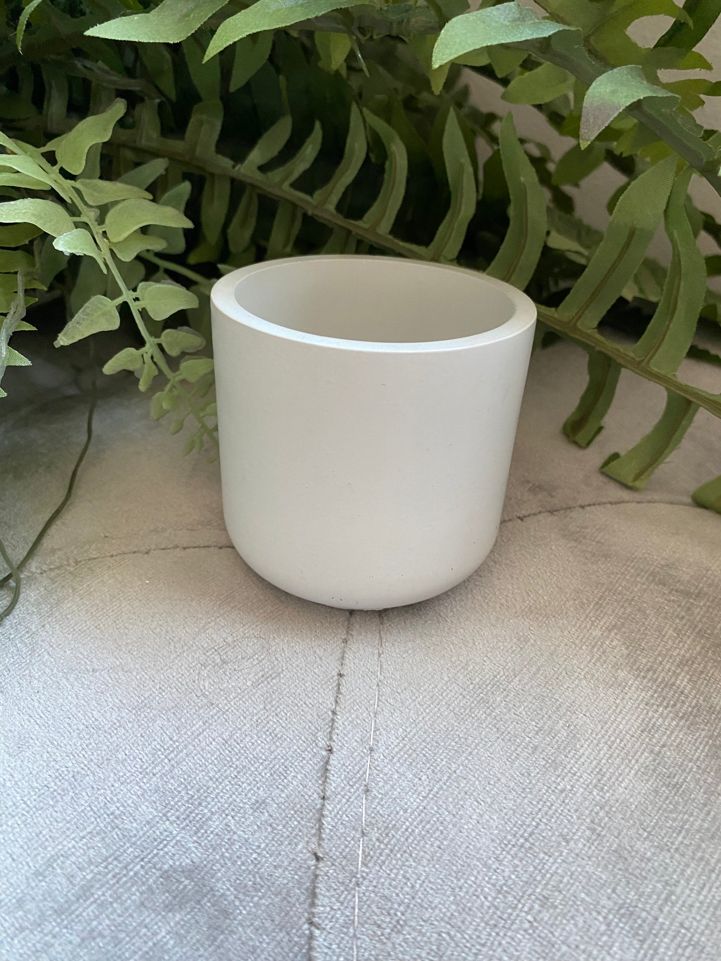 ANACAONA CANDLE VESSEL